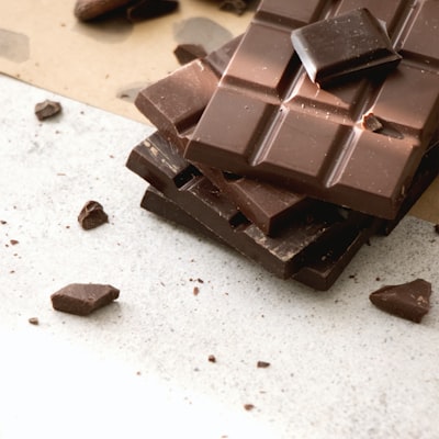 CIOCOLATĂ NEAGRĂ (cacao 72%) cuvertură fondant